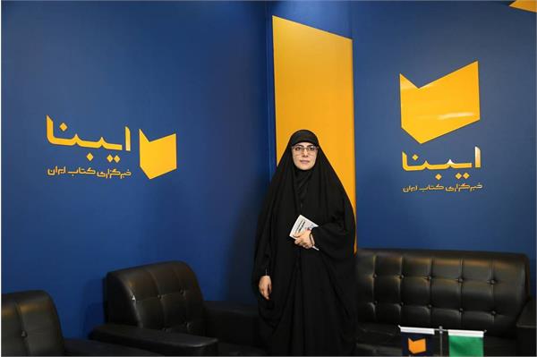 خادمی، دبیر شورای فرهنگ عمومی میهمان هفتمین روز از نمایشگاه کتاب تهران شد